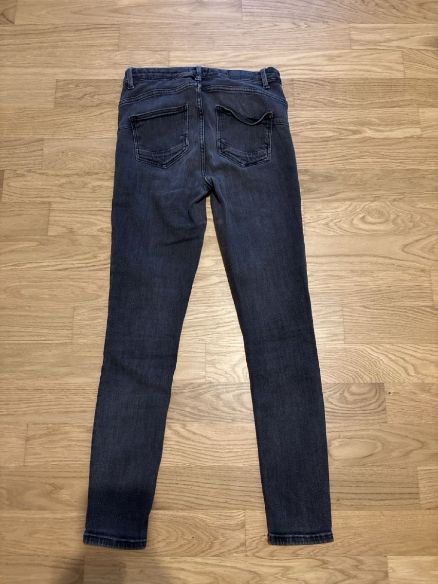 Only Jeans: Only Jeans M/30 – Gebraucht aus Rünenberg von ZwergLi100 2