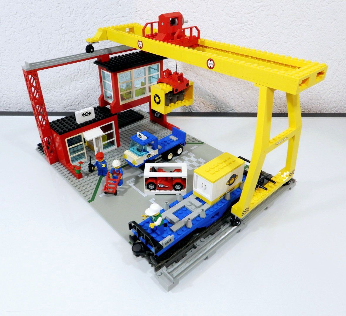 Lego Baukästen: LEGO 9 VOLT EISENBAHN 4555 VERLADESTATION MIT WAGON – Gebraucht aus Turbenthal von Ddanuh 4