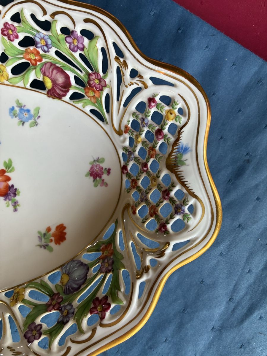 Set di piatti: Schumann Korbschale + 12 Dessertteller mit Blumendecor  – Usato da Dornach venduto da Rosengarten 4
