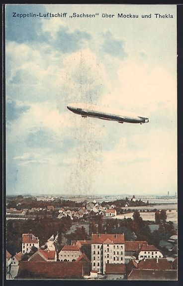 Cartoline postali: Mockau, Zeppelin über dem Ort und Thekl – Usato da Berlin venduto da bartko-reher