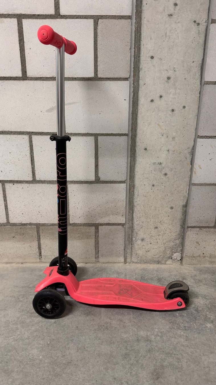 Micro Kickboard: Maxi Micro, auch für grössere Kinder – Usato da Lyss venduto da bauli79
