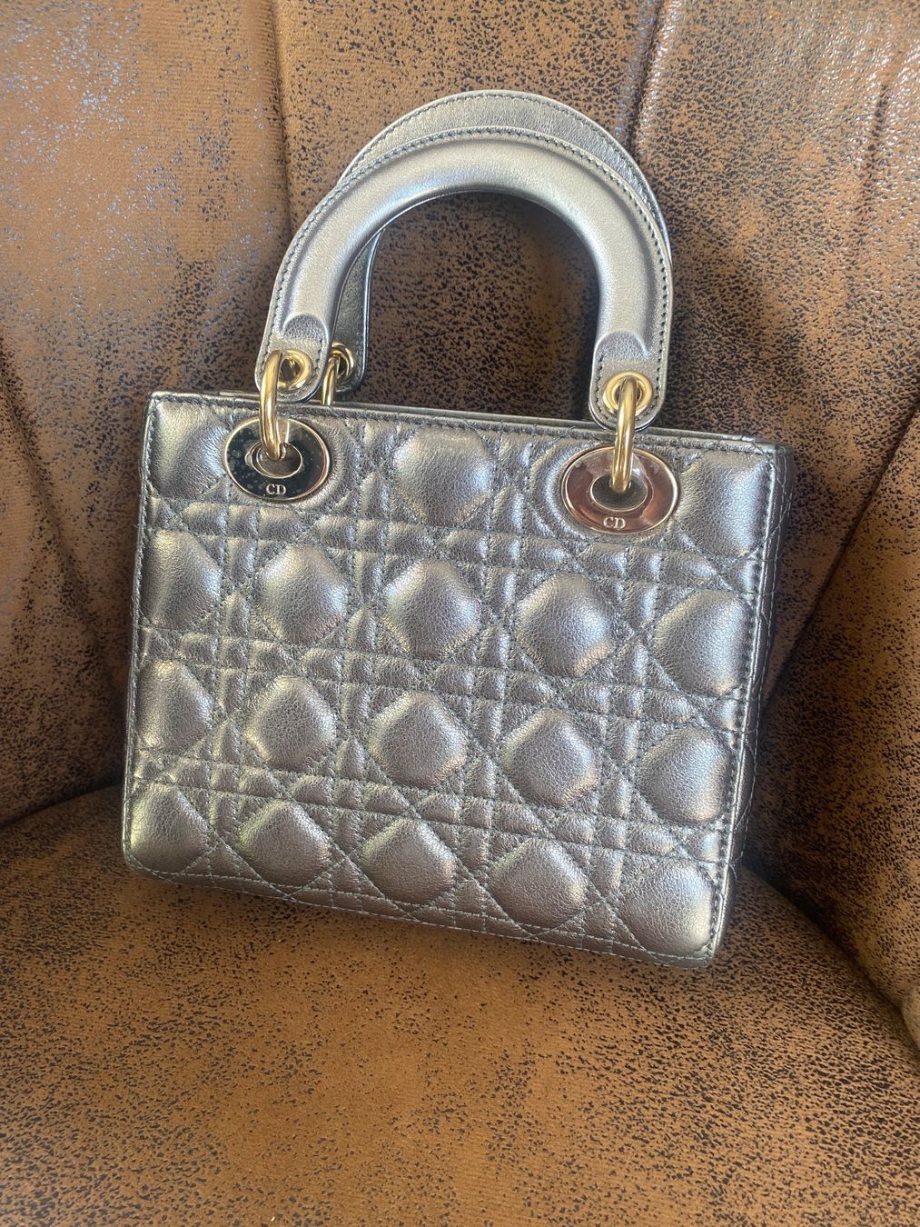 Borse da donna: Lady Dior Small ABC Silver grey 2019 – Usato da Bussigny venduto da tmu_8p2m 8