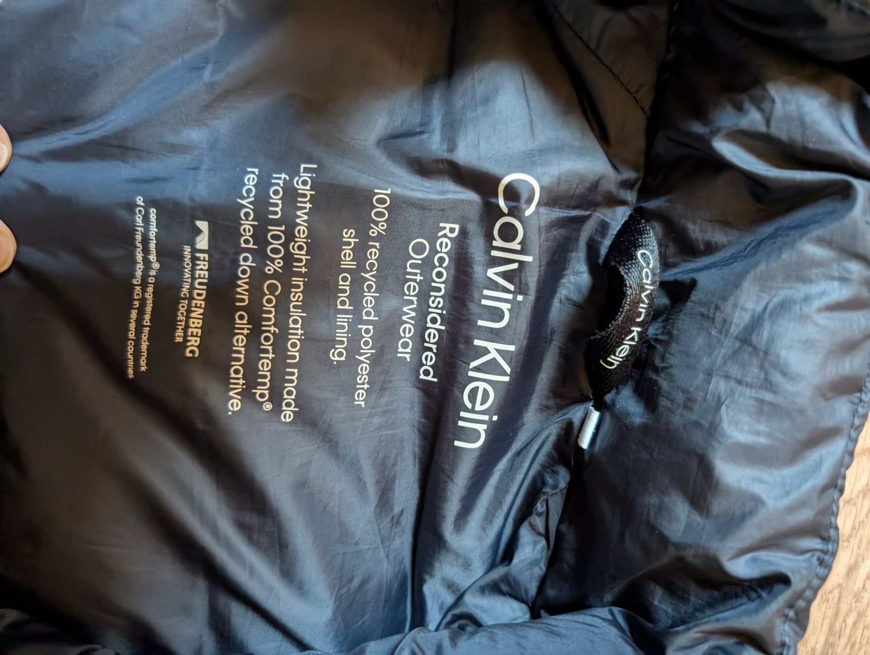 Calvin Klein Gilets & Westen: Calvin Klein vest M-L – Gebraucht aus Zermatt von msz_nb9h 2