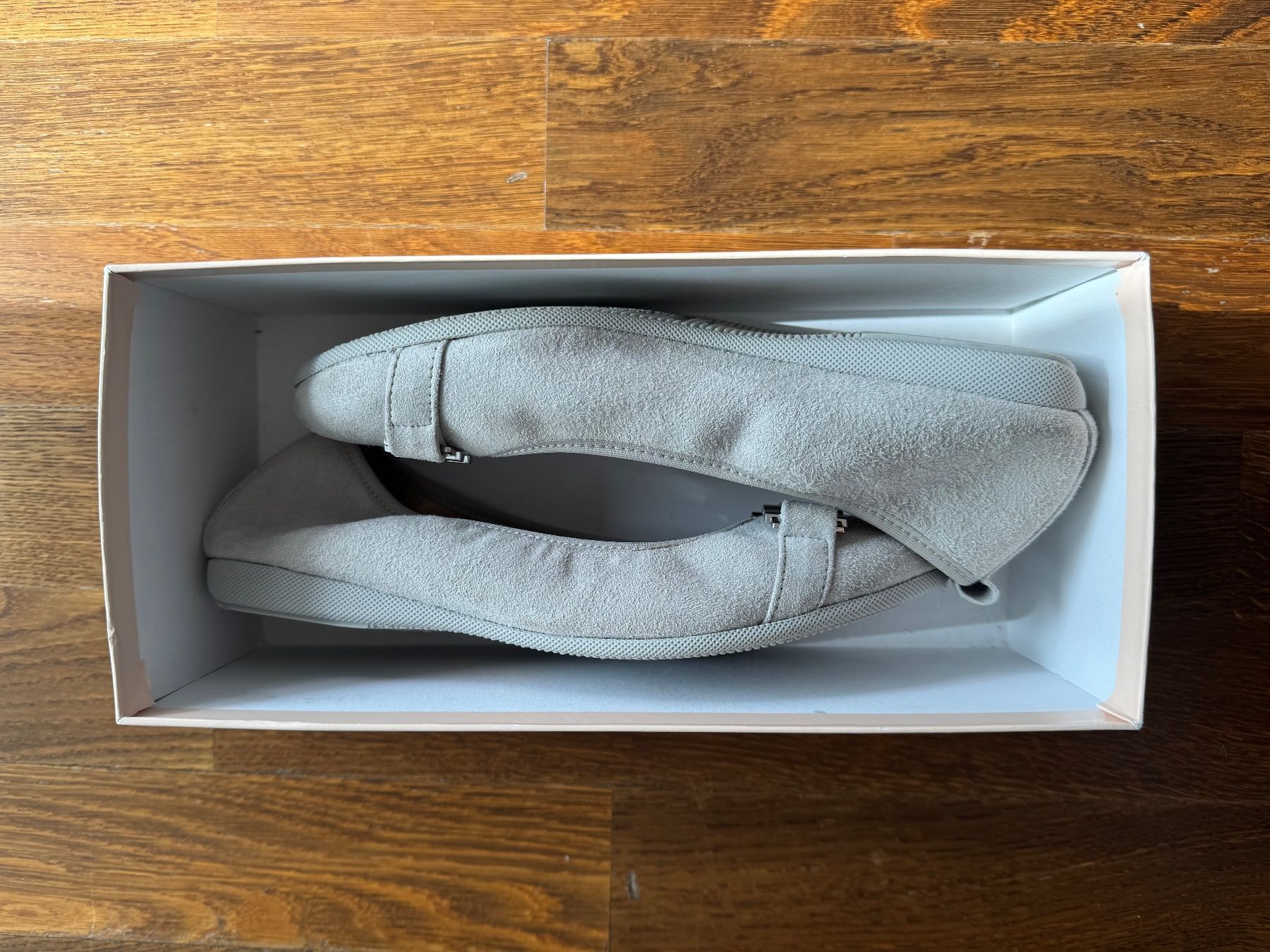 Scarpe da donna: Sonja Ricci Ballerinas, Gr. 37, grau – Usato da Lausanne venduto da AufLiebesehen 2