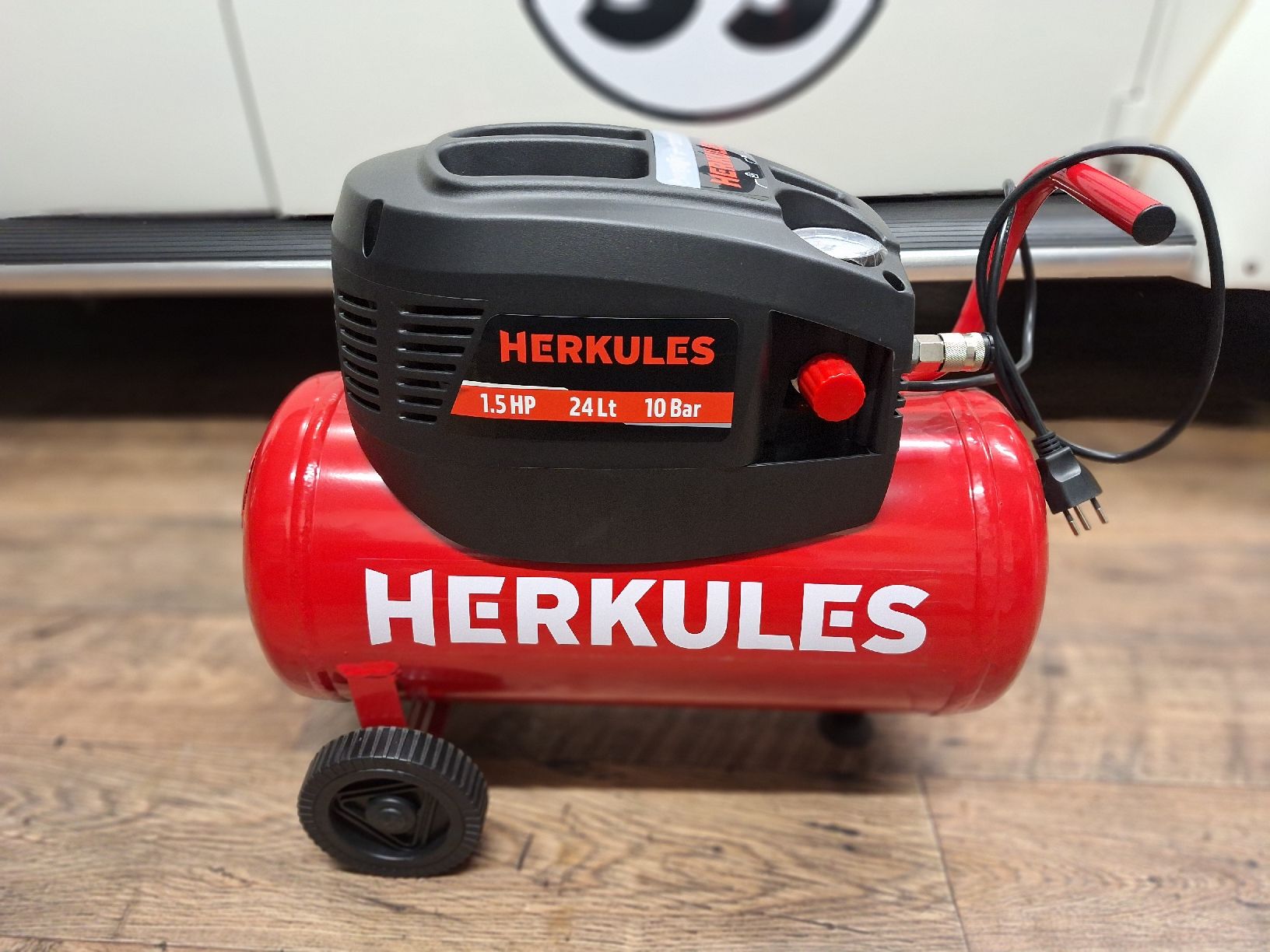 Kompressoren: Herkules Kompressor 200/10/24 – Gebraucht aus Malters von Hansruedi9