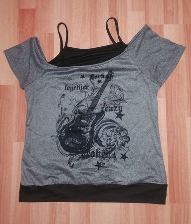 Shirt in Rock Music Optik - Grösse L (Eher M)