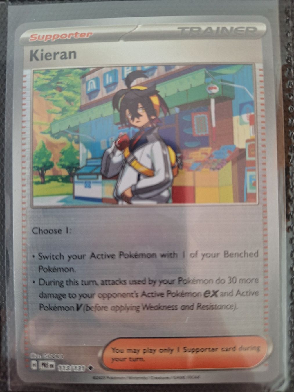 Pokémon Carte collezionabili: Kieran - Pokeball - Prismatic Evolution – Usato da Altstätten SG venduto da GGsGameshop