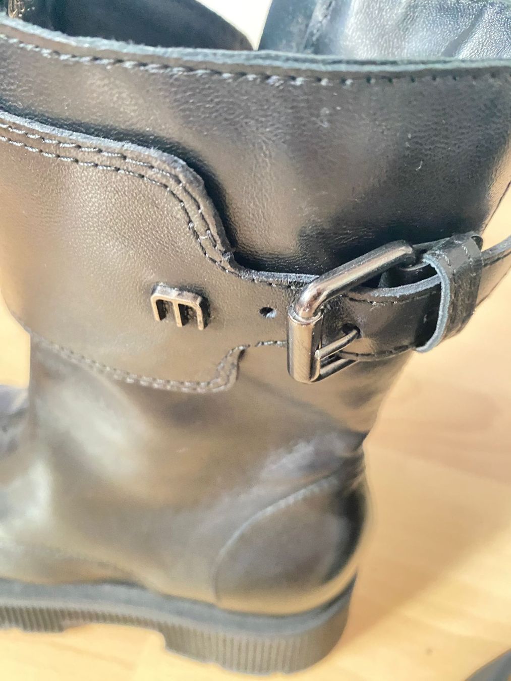 Scarpe da donna: Winterboots, Leder, neu, Gr. 36, schwarz – Nuovo (secondo la descrizione) da Rothrist venduto da lil_tg5m 6