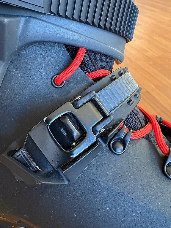 Pattini in linea & Pattini a rotelle: Rollerblade Twister XT Edge black/red warm Premium – Usato da Adligenswil venduto da Johnsepia 1