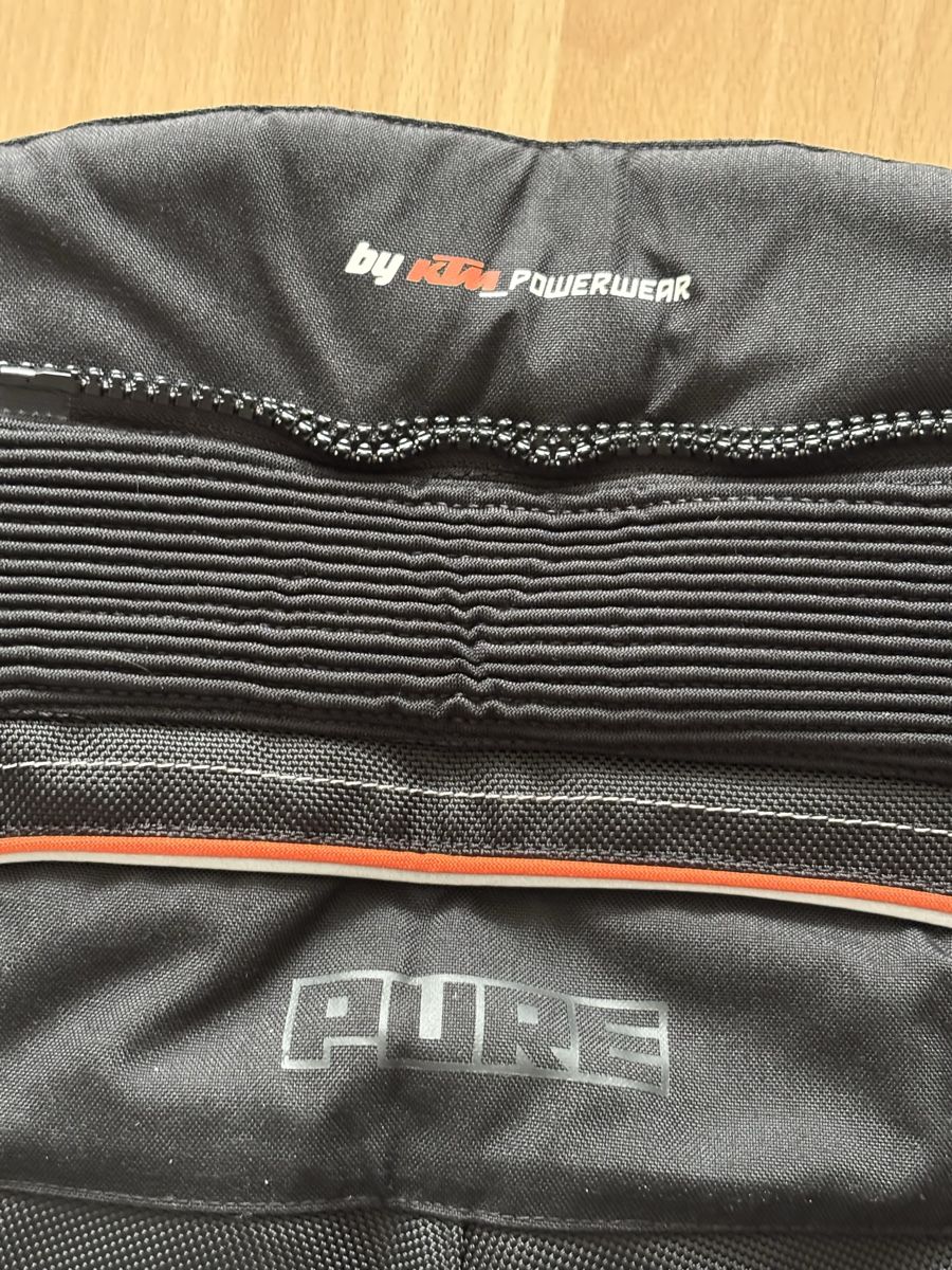 Pantaloni: KTM Motorradhose – Usato da Münchenbuchsee venduto da Steamin 3