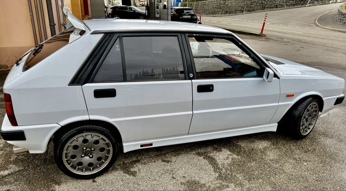 Lancia Autos: Lancia Delta HF Turbo  – D'occasion à Bevaix par Jerome.P 4