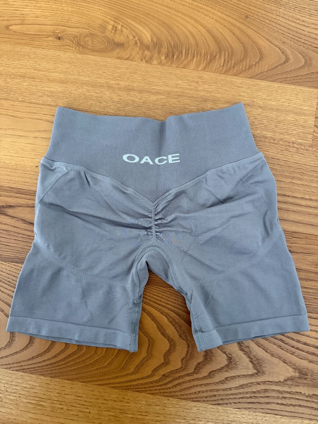 Oace Leggings: Oace Shorts, size XS – Gebraucht aus Sissach von laura.x4 1