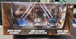Hot Wheels Batman Batmobile Set Massstab 1:50 neu und OVP!