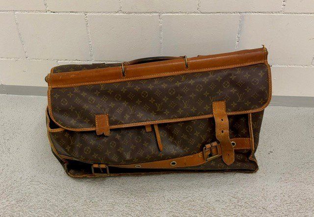 Taschen: Reisetasche Louis Vuitton – Gebraucht aus olten von chantal008 1