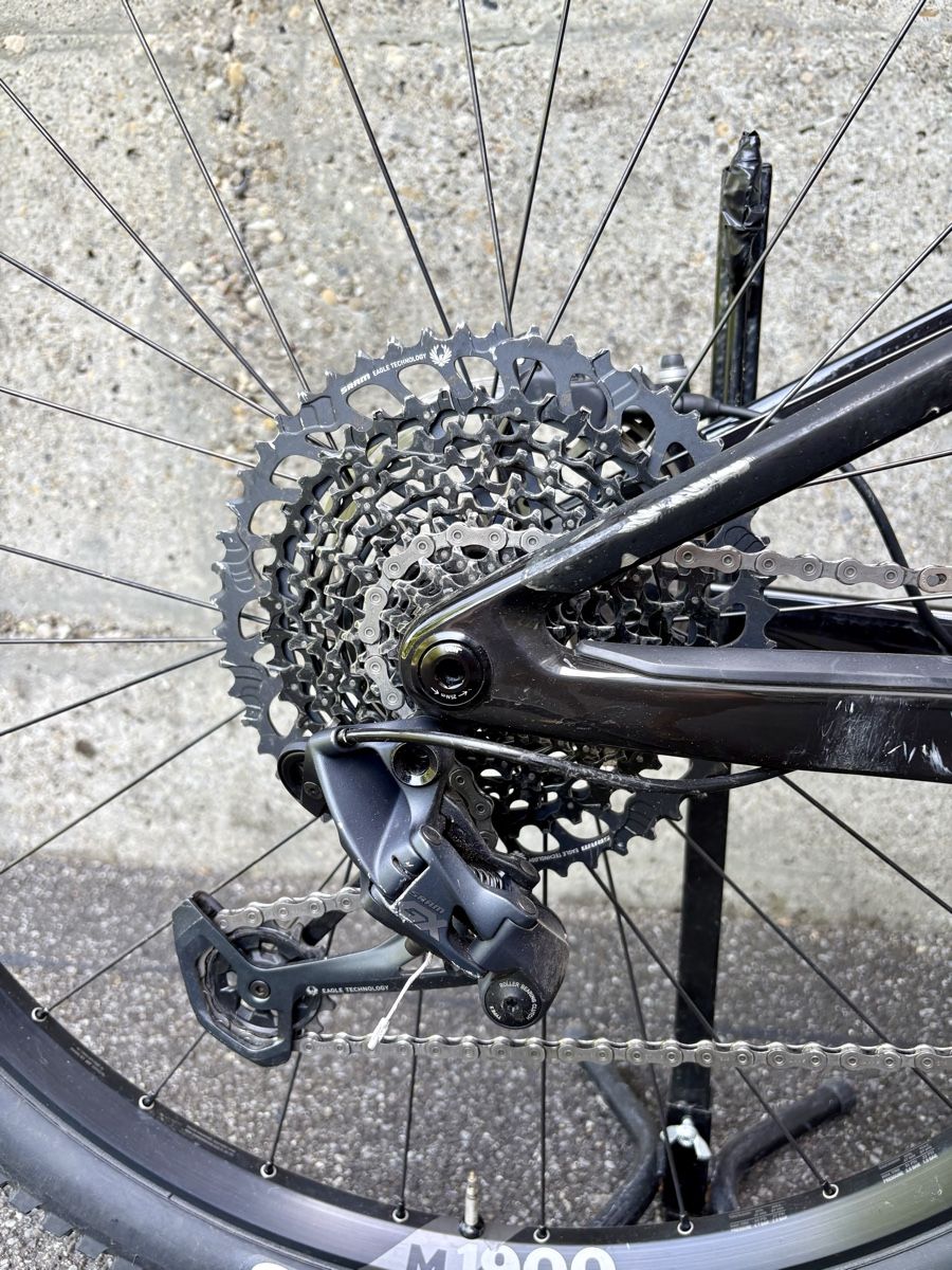 BMC Biciclette: BMC Fourstroke LT ONE Medium – Usato da Ipsach venduto da Dude04 1