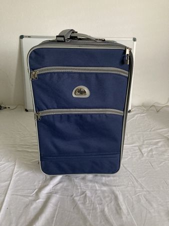 Gut erhaltener, blauer Trolley Koffer 60x40x20cm Handgepäck