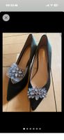 Escarpins neufs kaki avec clip strass amovible,Parfois, p.39