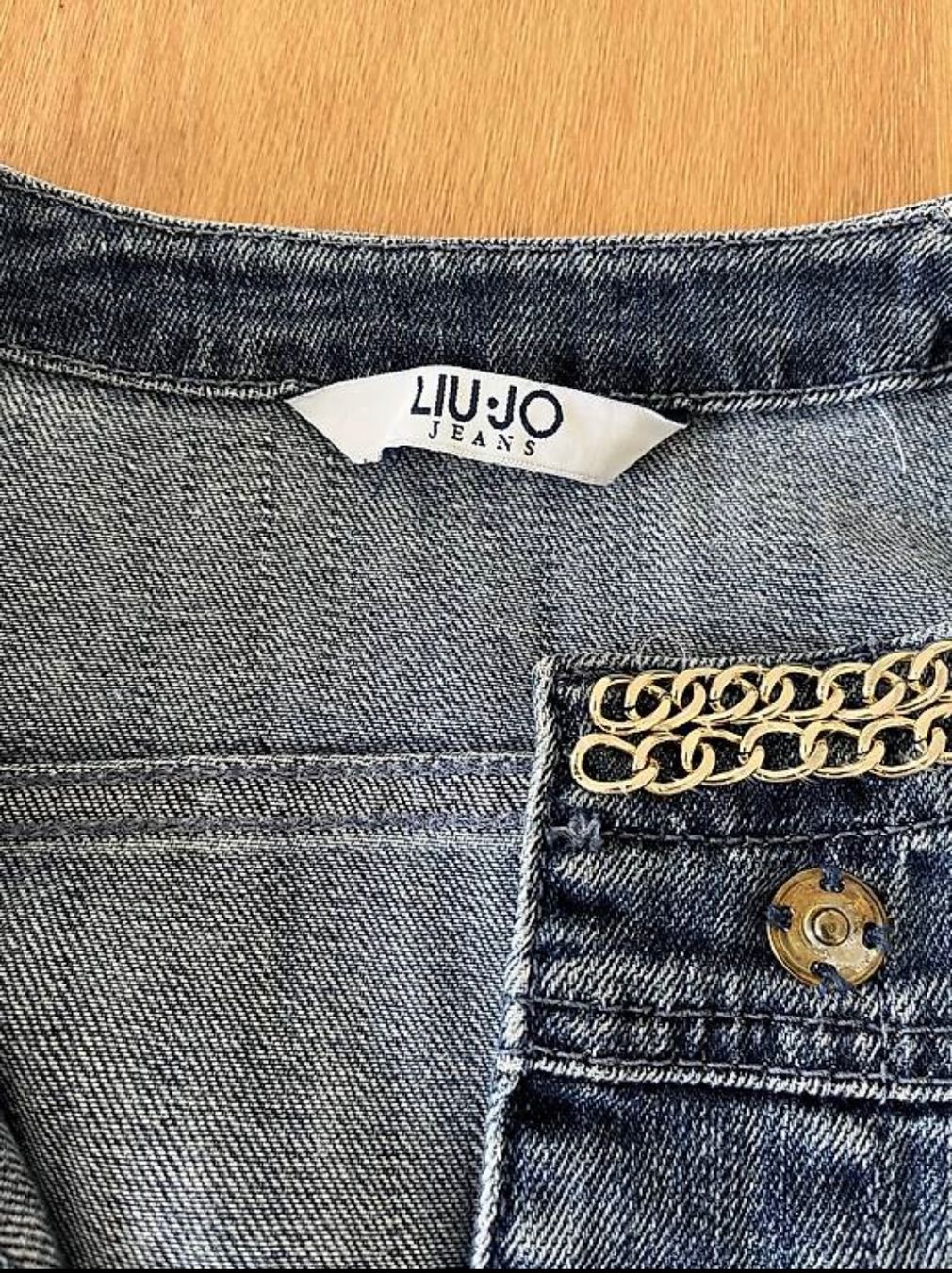 Liu Jo Giacche: Jeans Jacke LIU JO, Grösse M – Usato da Roggwil BE venduto da KarotteV 1