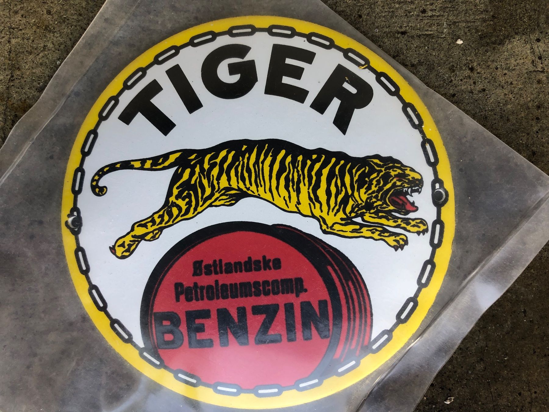 Schilder: Tiger benzin classic werbung reklame – Neu (gemäss Beschreibung) aus Reinach AG von rares75
