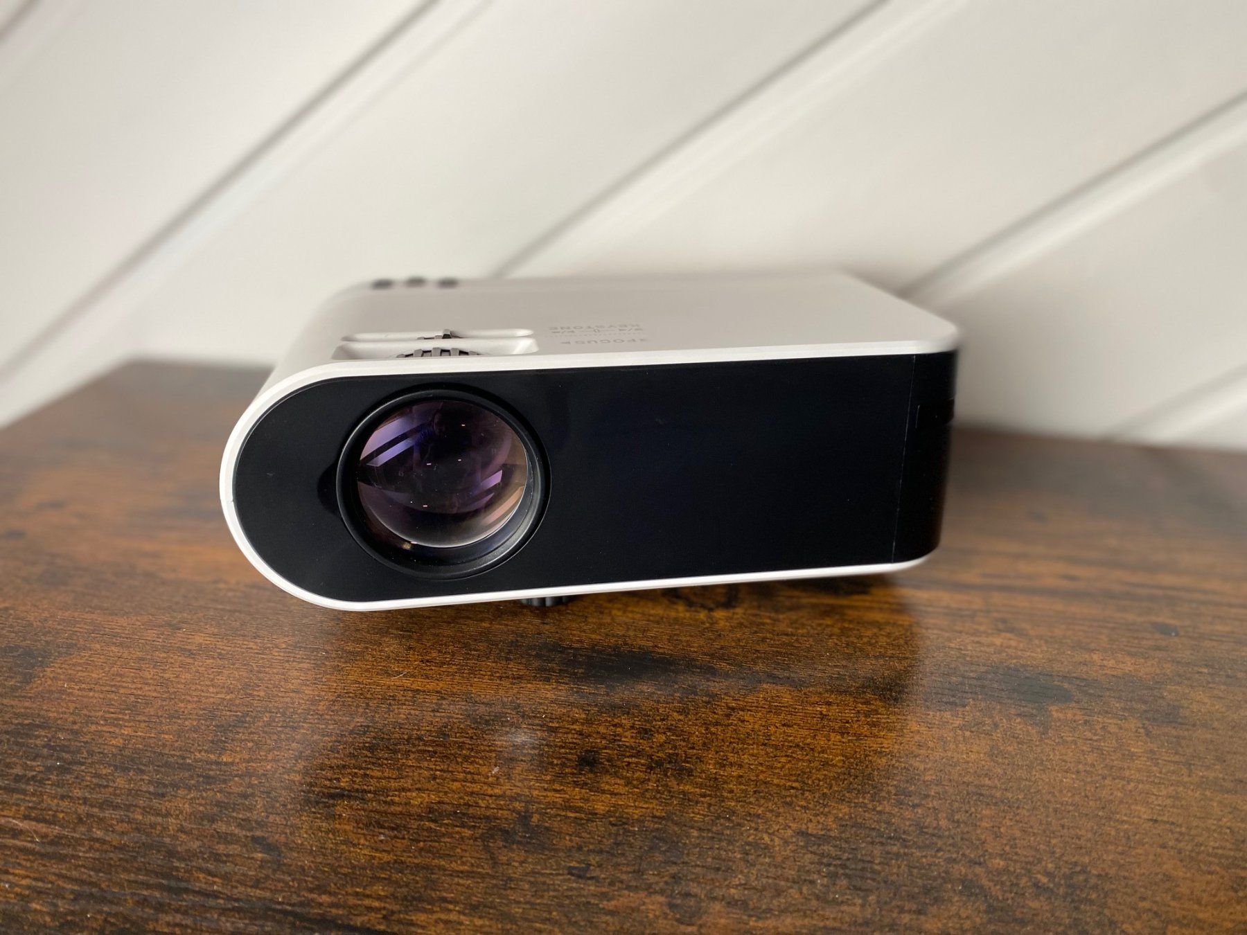 Proiettori: Beamer led Projector Thundeal TD60 – Usato da glovelier venduto da LiFr90