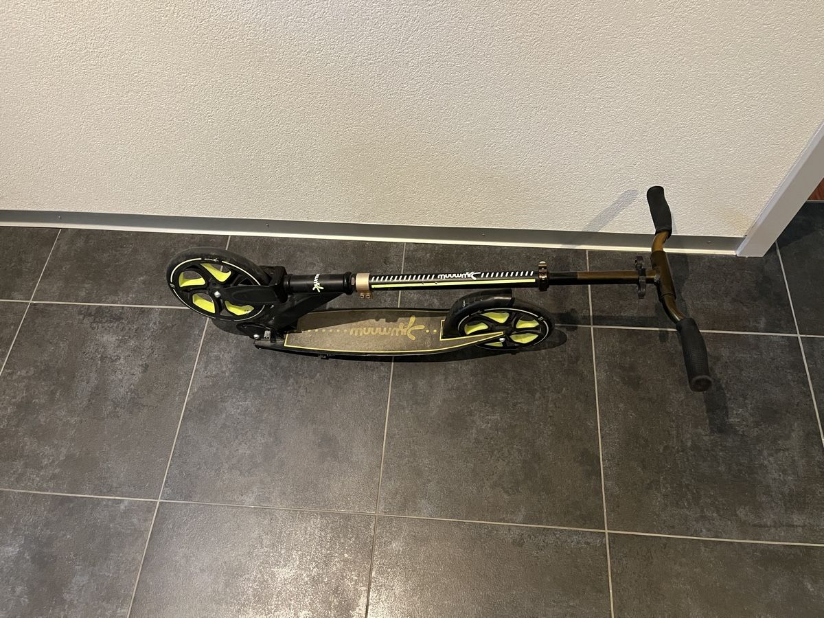 Kickboard: Trottinette – Gebraucht aus Sugiez von Ringothecat 2