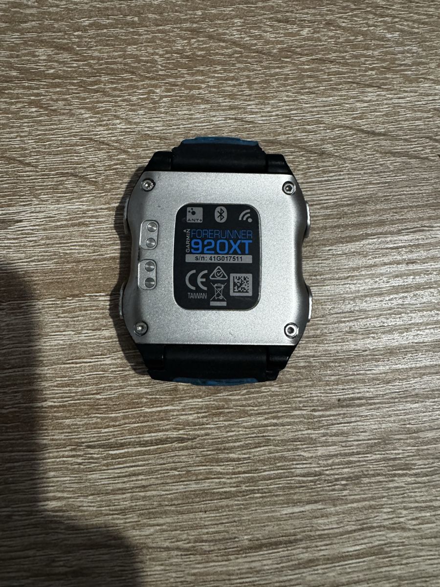 Garmin Smartwatch: Garmin Forerunner 920XT – Defekt aus Vevey von Eiden77 1