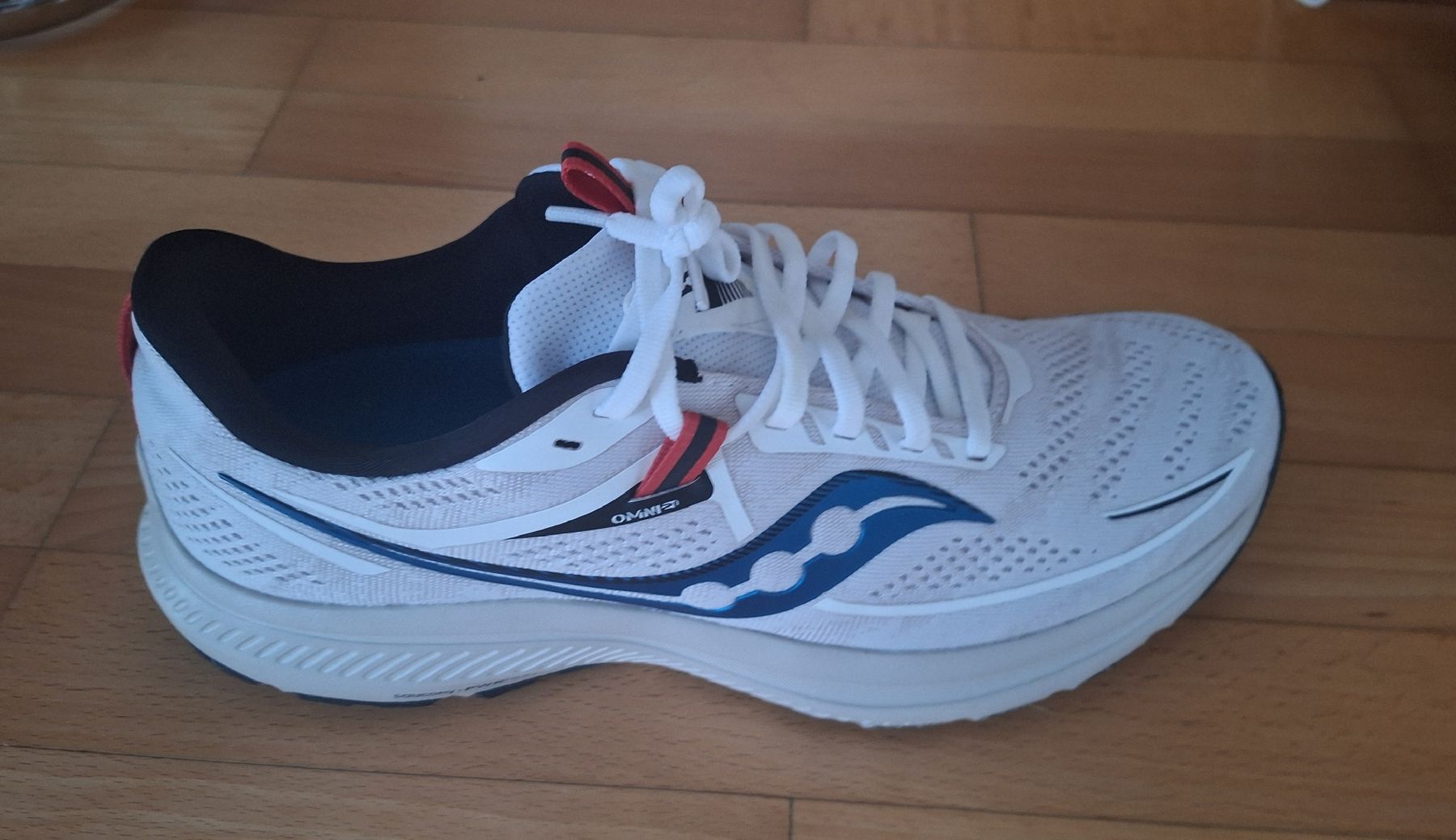 Saucony Herrenschuhe: saucony Snaker – Neu und originalverpackt aus Nidau von Alpha2202 1