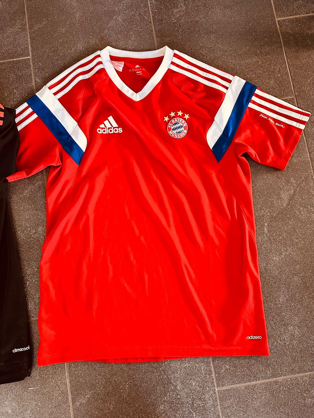 Manchester United Scarpe, pantaloni & magliette da ginnastica: 2  Trikot, Adidas, original – Usato da LAUERZ venduto da sruncheli73 3