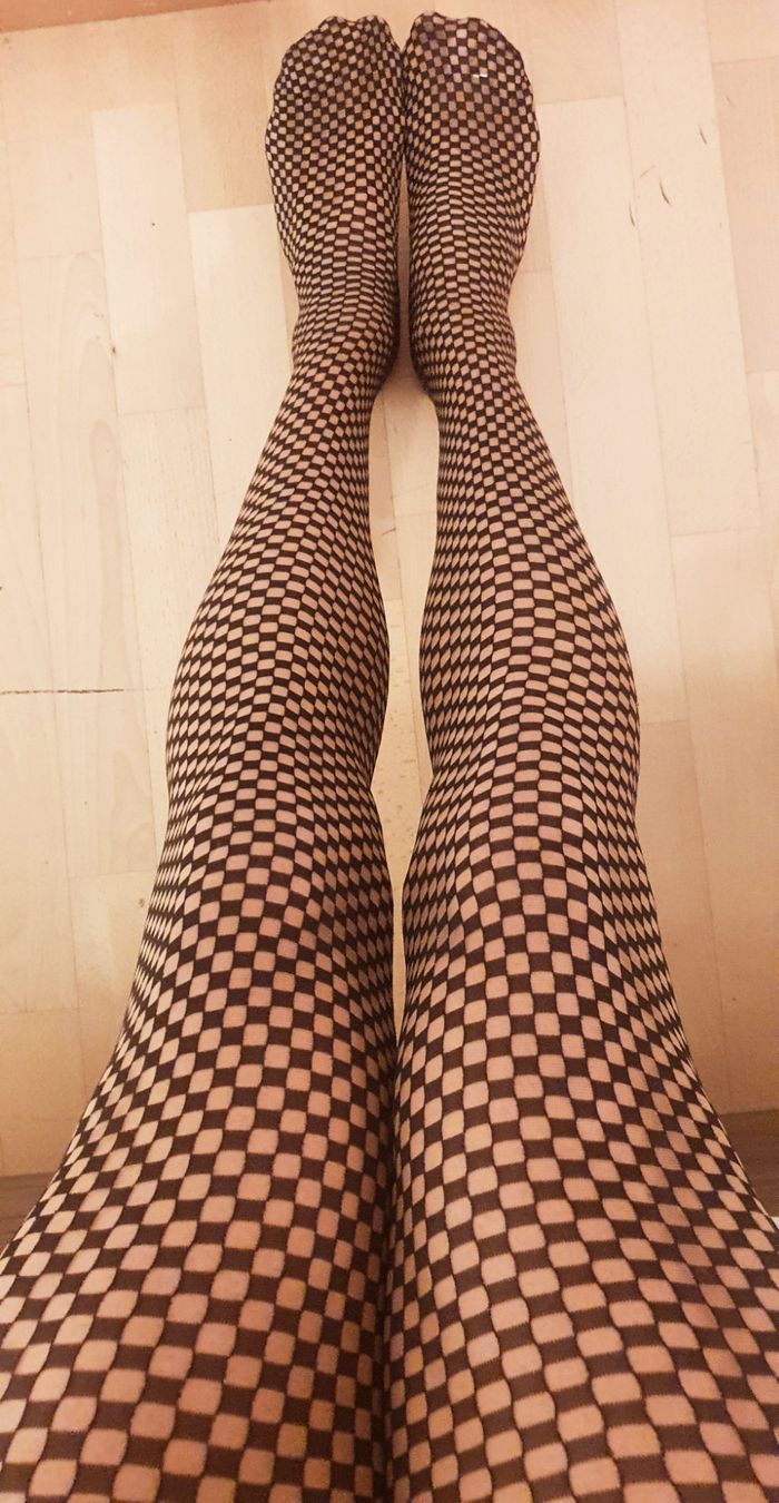 Wolford Collants: Falke Pattern Strumpfe Grosse M//L – D'occasion à Adliswil par LCherryBlossom1999