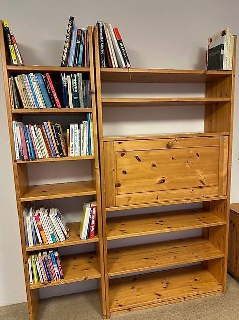 Cassettiere: Tisch Büchergestell Kommode, aus wunderschönem Holz  – Usato da Aarau venduto da vio_lrn7 4