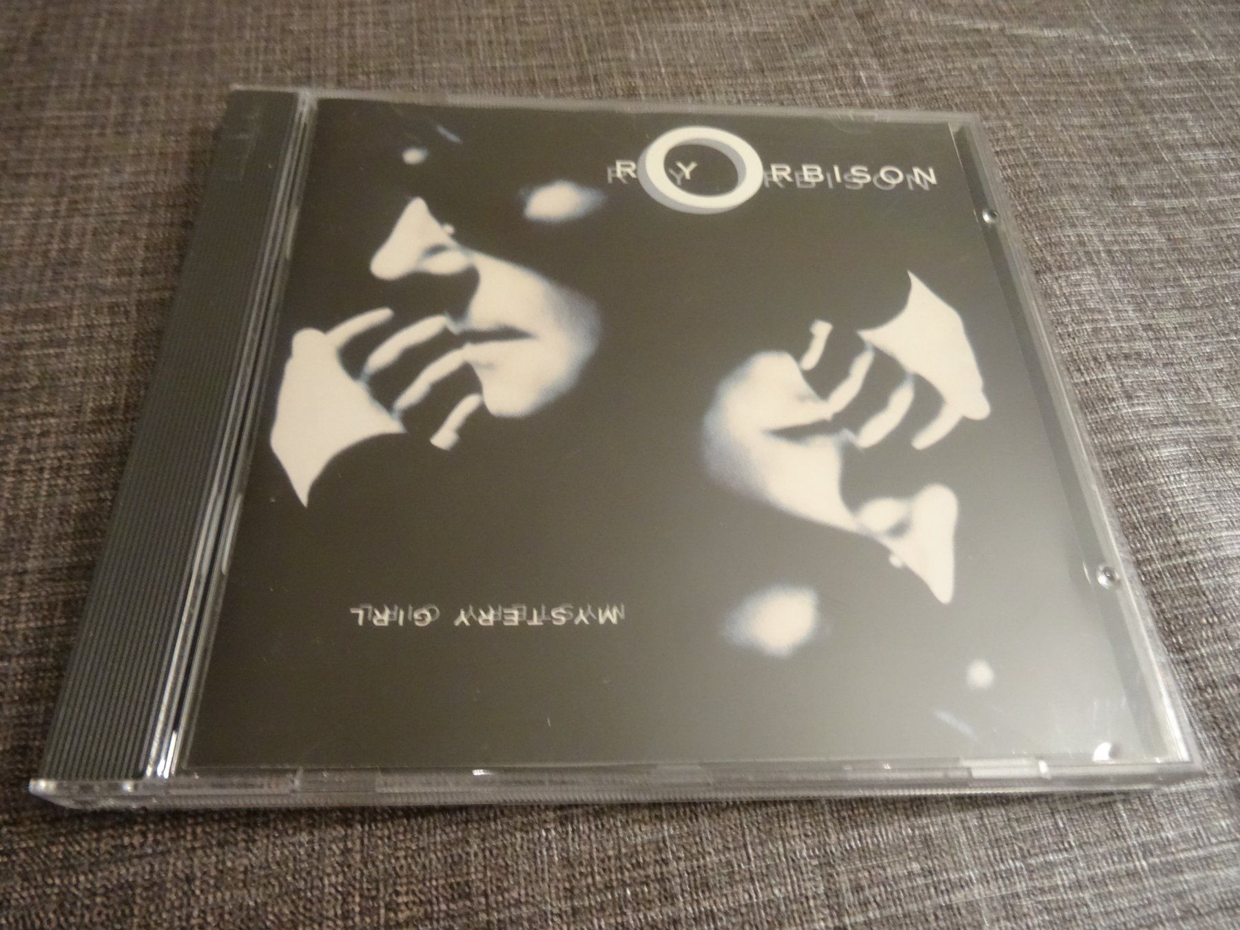 CD: Roy Orbison - Mystery Girl CD - – Usato da Olten venduto da Disc-Ausverkauf