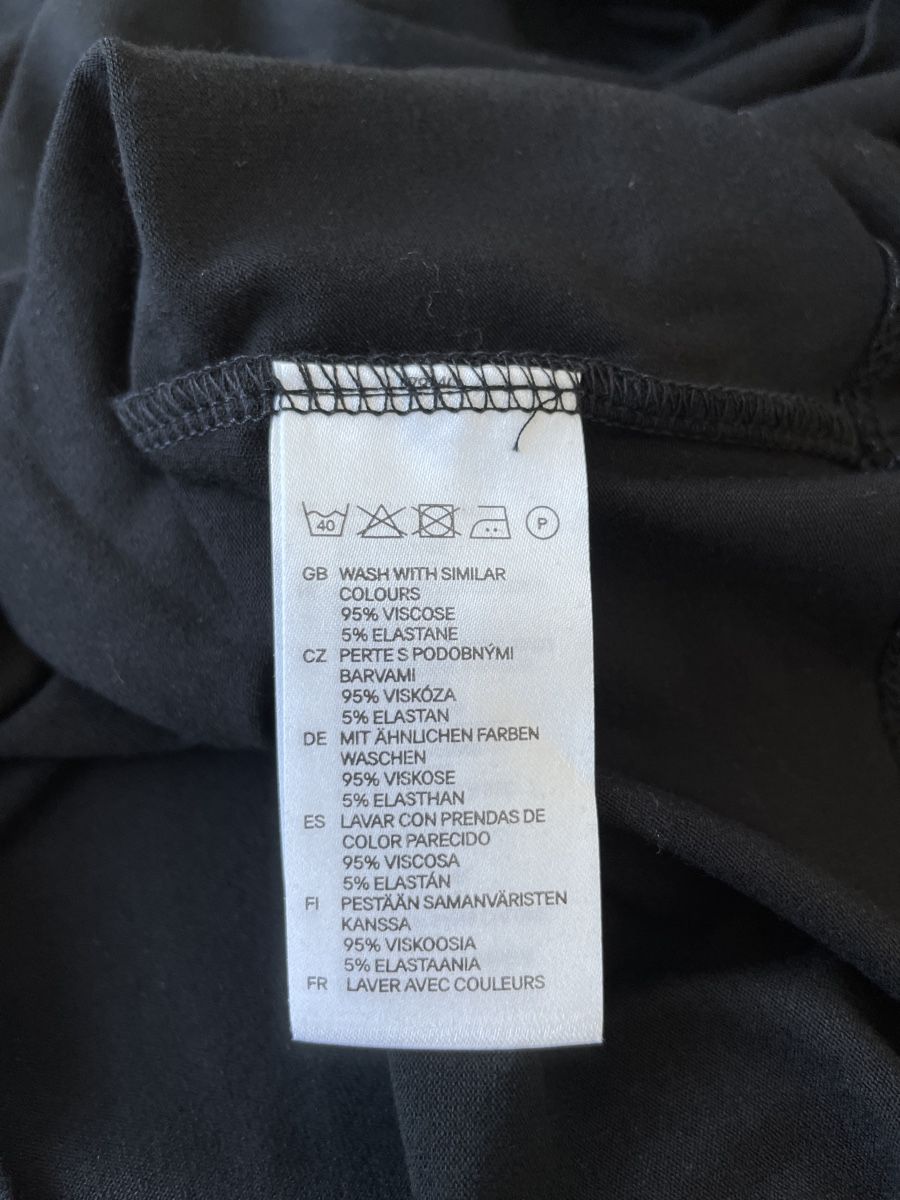 H&M T-shirt: Shirt mit Wasserfallen-Ausschnitt NEU – Nuovo e nell'imballaggio originale da Grenchen venduto da M_ina 5