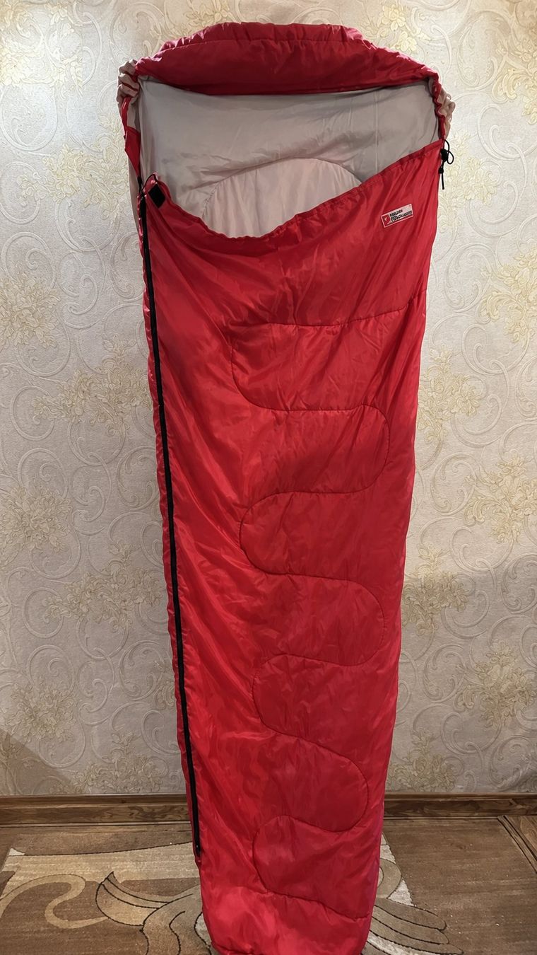 Sacchi a pelo: Inter Discount Schlafsack, Winterschlafsack, Rot, Top – Usato da Tschingel venduto da Olivia.S