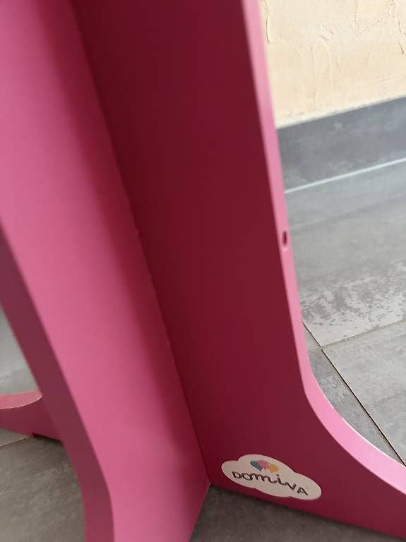 Guardaroba: Porte-habit enfant – Usato da Sion venduto da Nelsonkatz 1