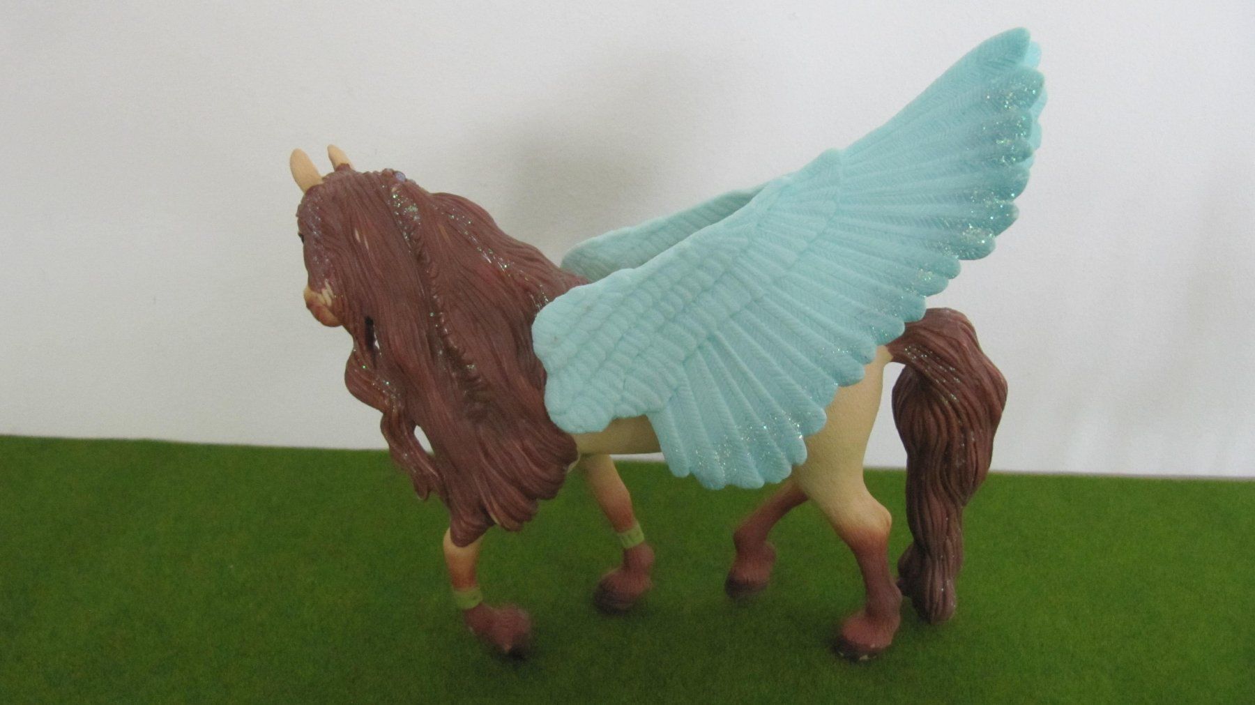 Schleich Giocattoli: Schleich Pegasus Familie – Usato da Brunnen venduto da Kiwiland1 4