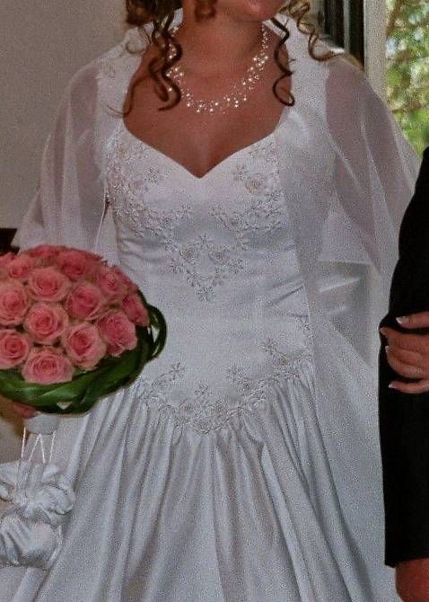 Vestiti: Brautkleid Grösse 38 – Usato da Weinfelden venduto da Mausi2
