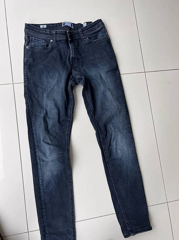 Pantaloni: Jeans Jack & Jones taille 170 – Usato da Epalinges venduto da Kallem 2