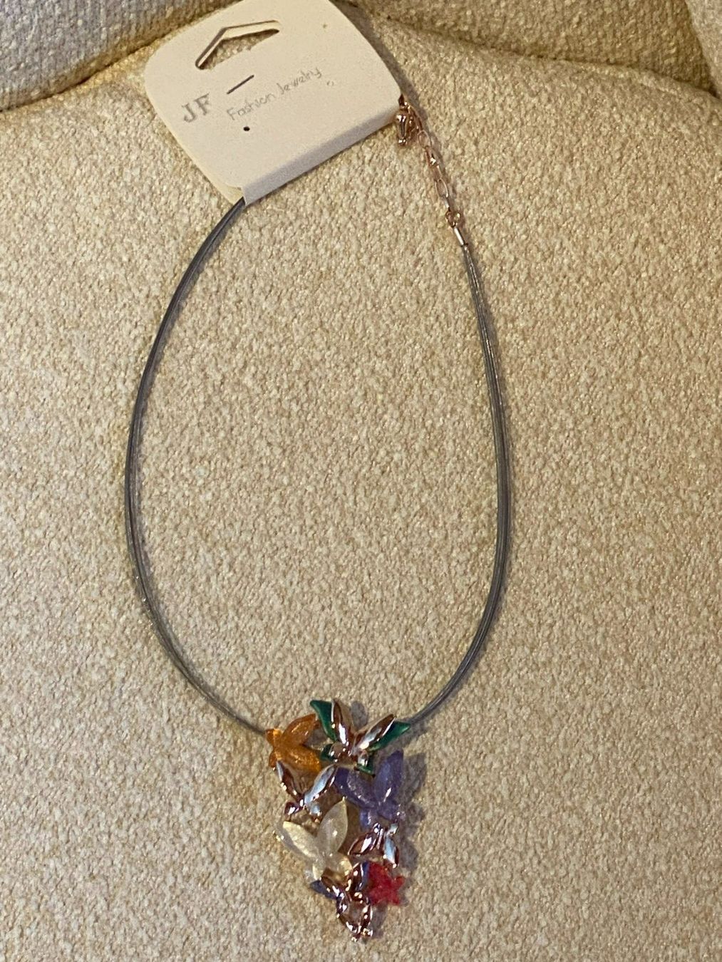 Catenine: HALSKETTE DAMEN-SCHMETTERLINGE BUNT – Nuovo e nell'imballaggio originale da Meienried venduto da ManuelaBoutique 1