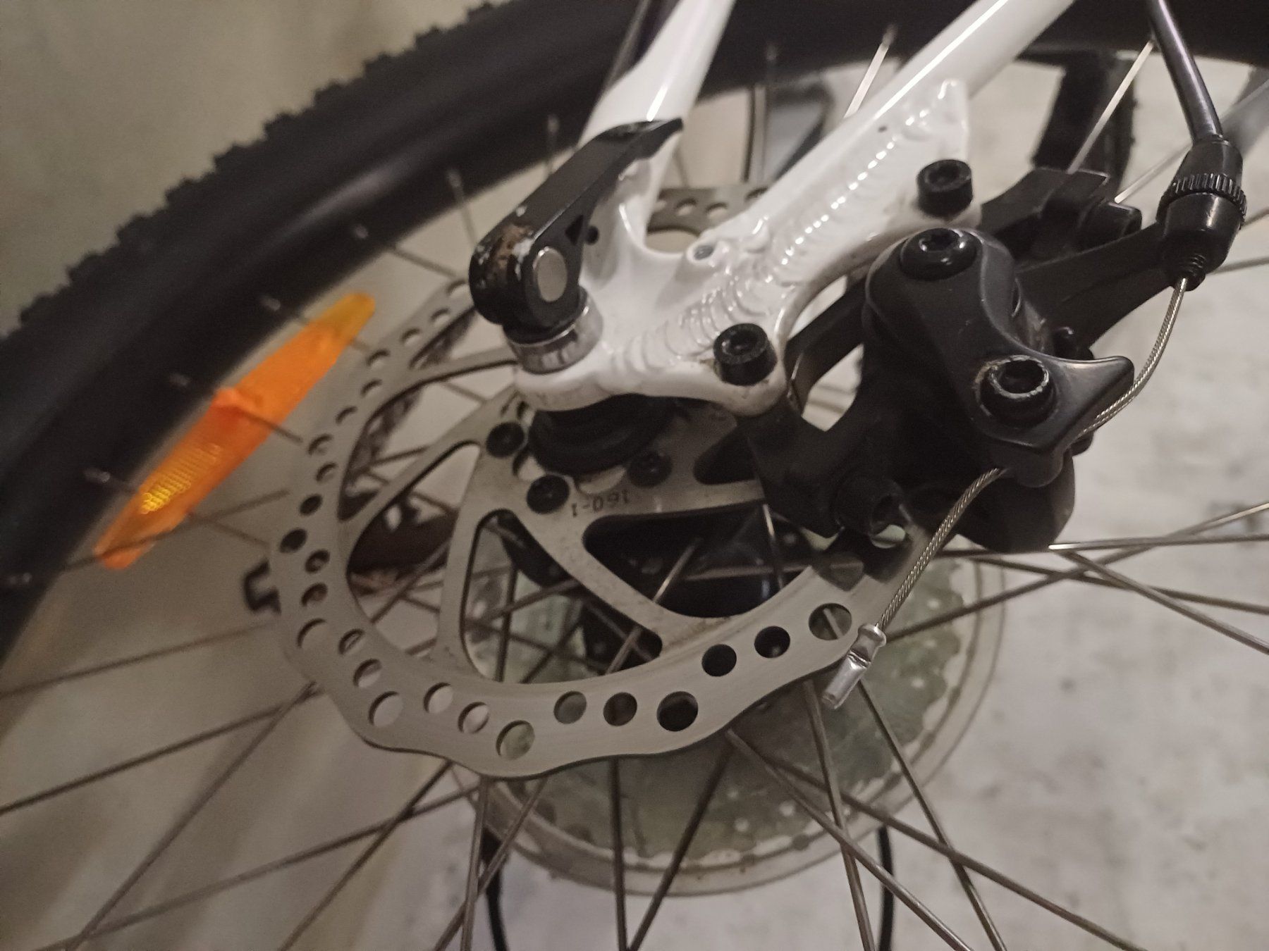 Specialized Velos: Kinder Mountainbike Specialized Riprock 24 – Gebraucht aus Niederbipp von  4