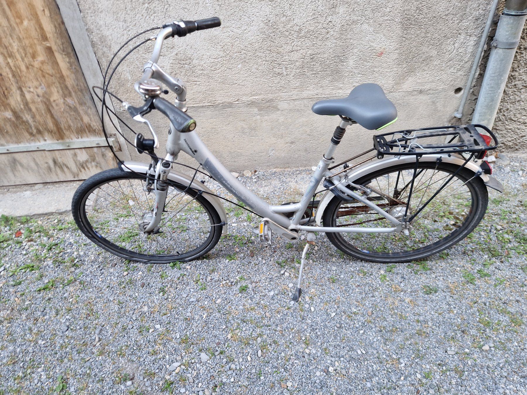 Velos: Damenfahrrad – Gebraucht aus Ennenda von uelio1