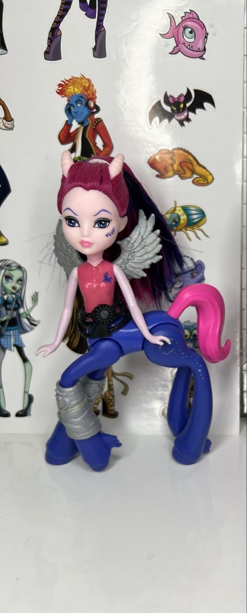 Bambole: Monster high – Nuovo (secondo la descrizione) da Osogna venduto da elisa__ks__