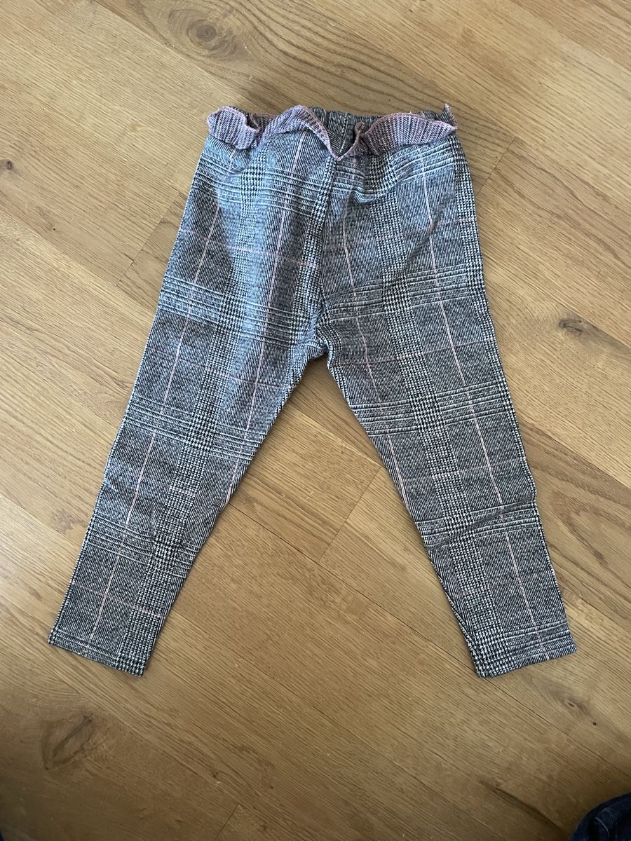 Zara Pantaloni: Zara Mädchenhose Gr. 104, Karo – Usato da Oberkirch LU venduto da LoVelo3 1