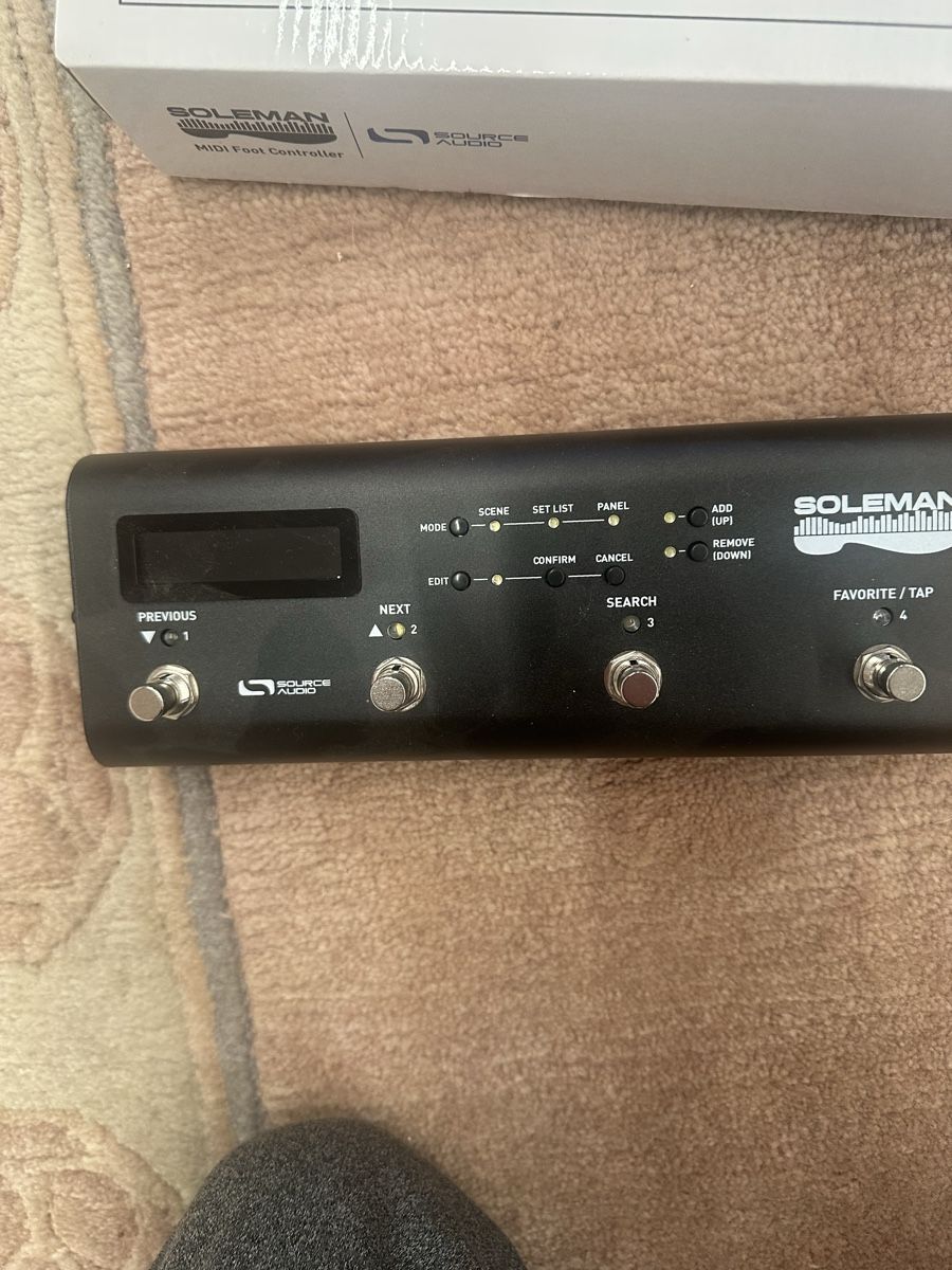 Steuerung: Source Audio Soleman Midi Controller - Neuwertig! – Neu (gemäss Beschreibung) aus Tschierv von Screamingwolfguitars