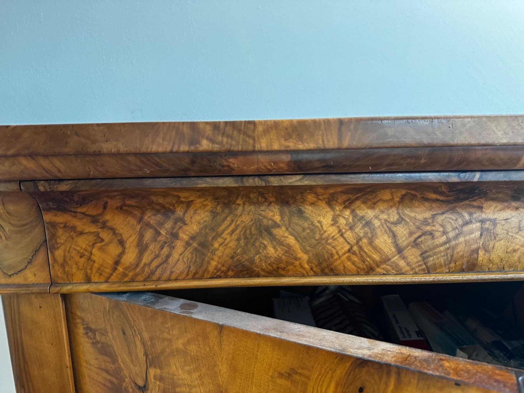 Armadi: Biedermeier Schrank mit Geheimschublade – Usato da Zürich venduto da tar_pm5k 3