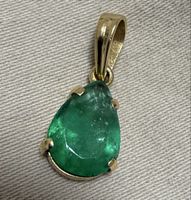 Smaragd Anhänger 18k