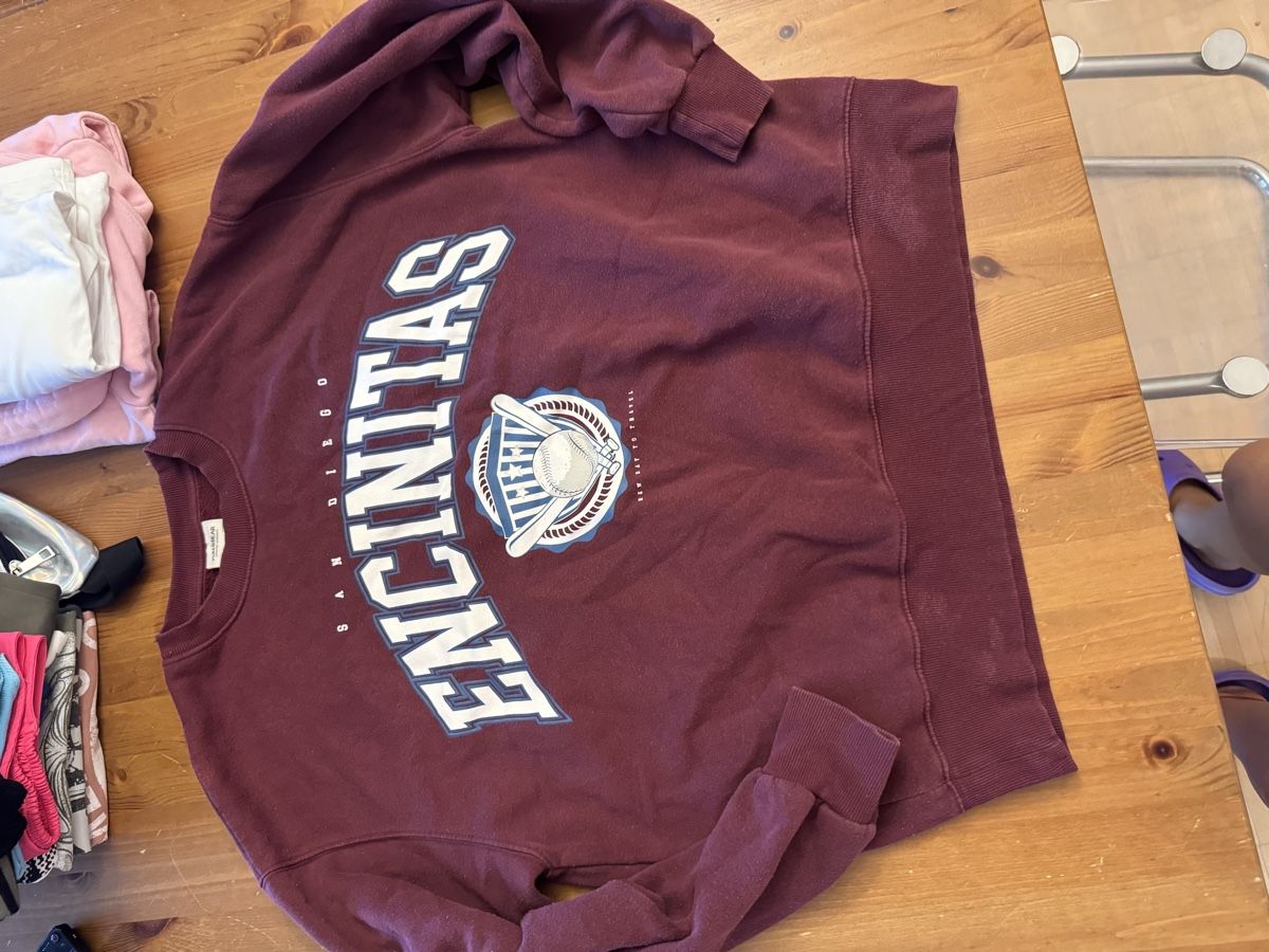 Pullover & Sweatshirts: Pully – Gebraucht aus Küssnacht am Rigi von ciucchino 1
