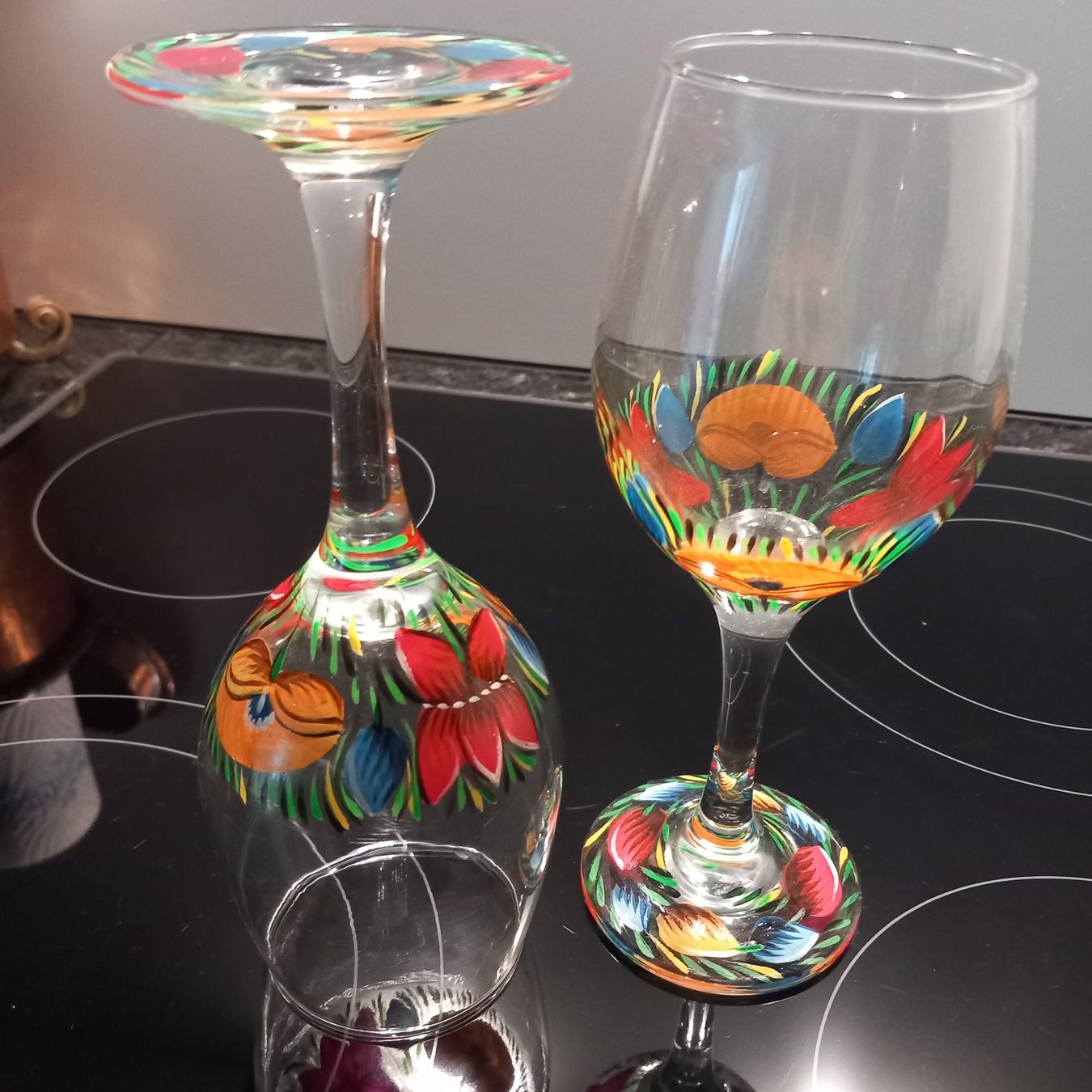 Bicchieri: ZWEI HANDGEMALTE GLÄSER  / VINTAGE – Usato da Aegerten venduto da gismolini
