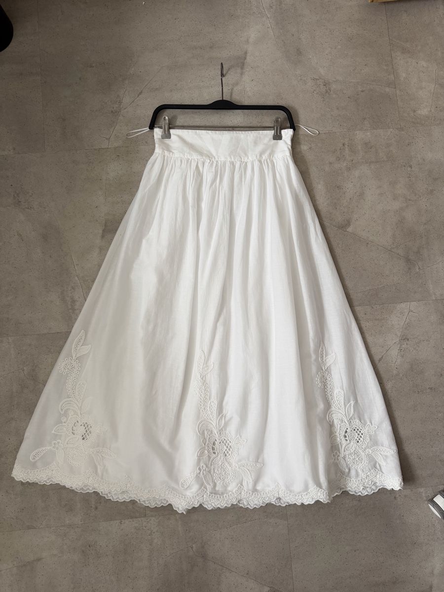 Zara Jupes: Gonna lunga Zara gr.M – D'occasion à Samedan par lau_q8yh