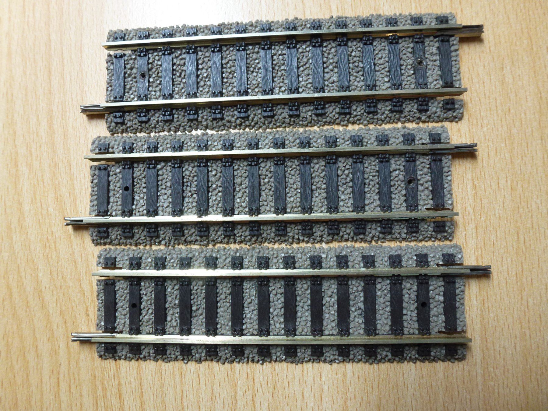Fleischmann Modellini di ferrovie: Fleischmann H0 Profigleis 6x6103 – Usato da Hombrechtikon venduto da Se9 1