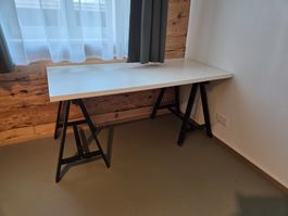 Schreibtisch Ikea